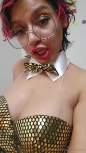 Lets hop too it tip this post if you want a spicy video in your dms