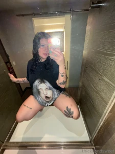 Forget elf on a shelf- i prefer thickk and sweet in a suite