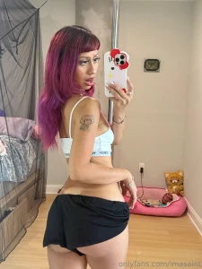 Fingermefriday who s going first