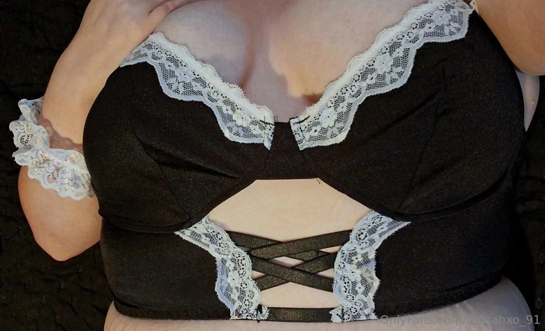 Happy frisky friday love this sexy french maid lingerie do you enjoy 