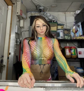 I can be your pot of gold under the rainbow