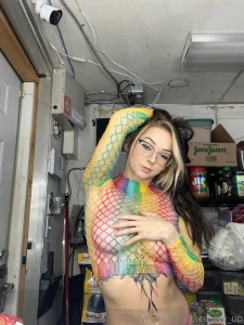 See u bright and early in the lil spotted box part 9