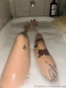 Caution slippery when wet part 181