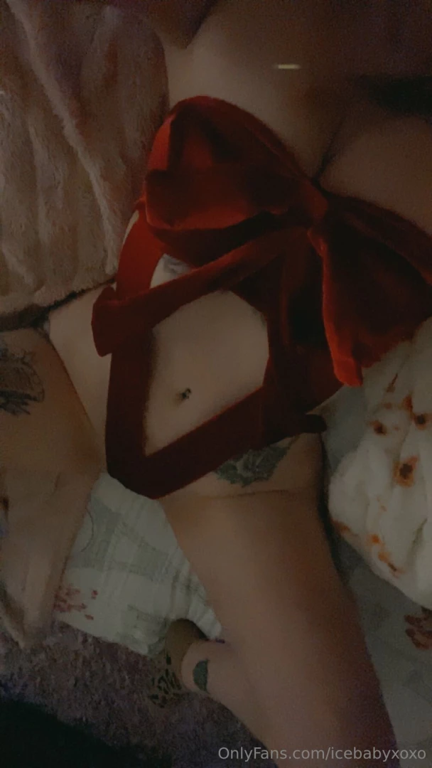 Got a new outfit wrapping myself up as a present p how would you like 