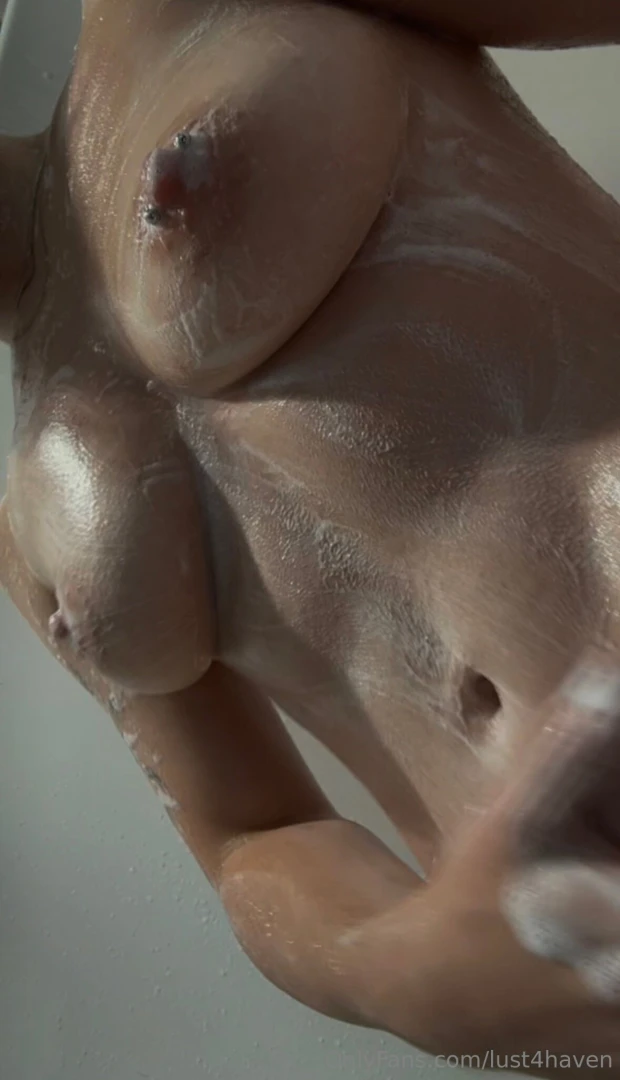 Clip compilation from my shower this morning 