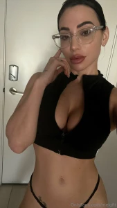 You guys check your dms pls something crazy just happened