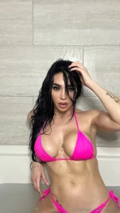 Bet you re dying to know how i taste