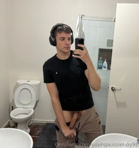 Floppin it out for my bros