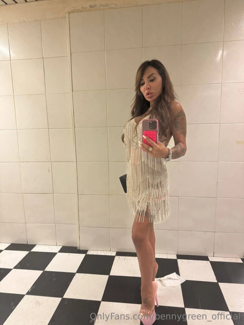 Direi che arrivato il momento di iniziare una nuova e calda settimana 