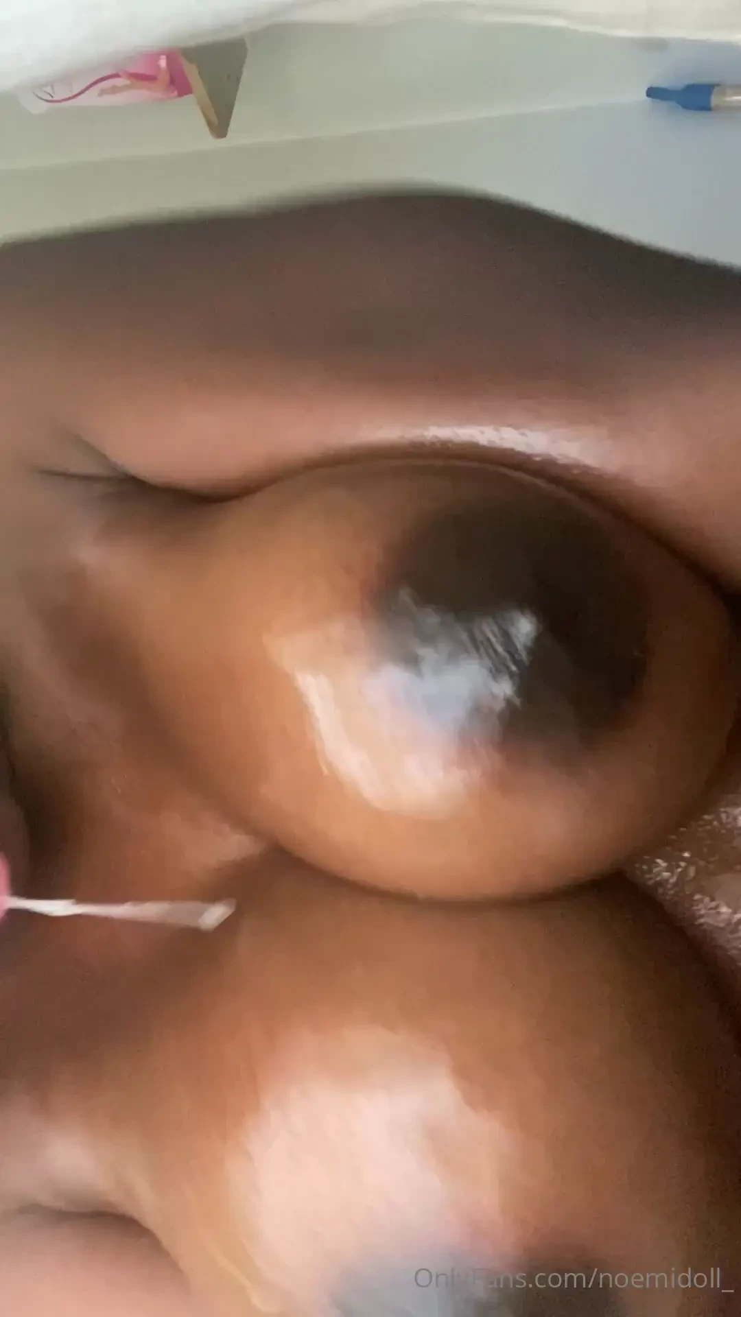 Imagine sucking yo dick with these out 