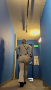 I got the fattest ass in my building