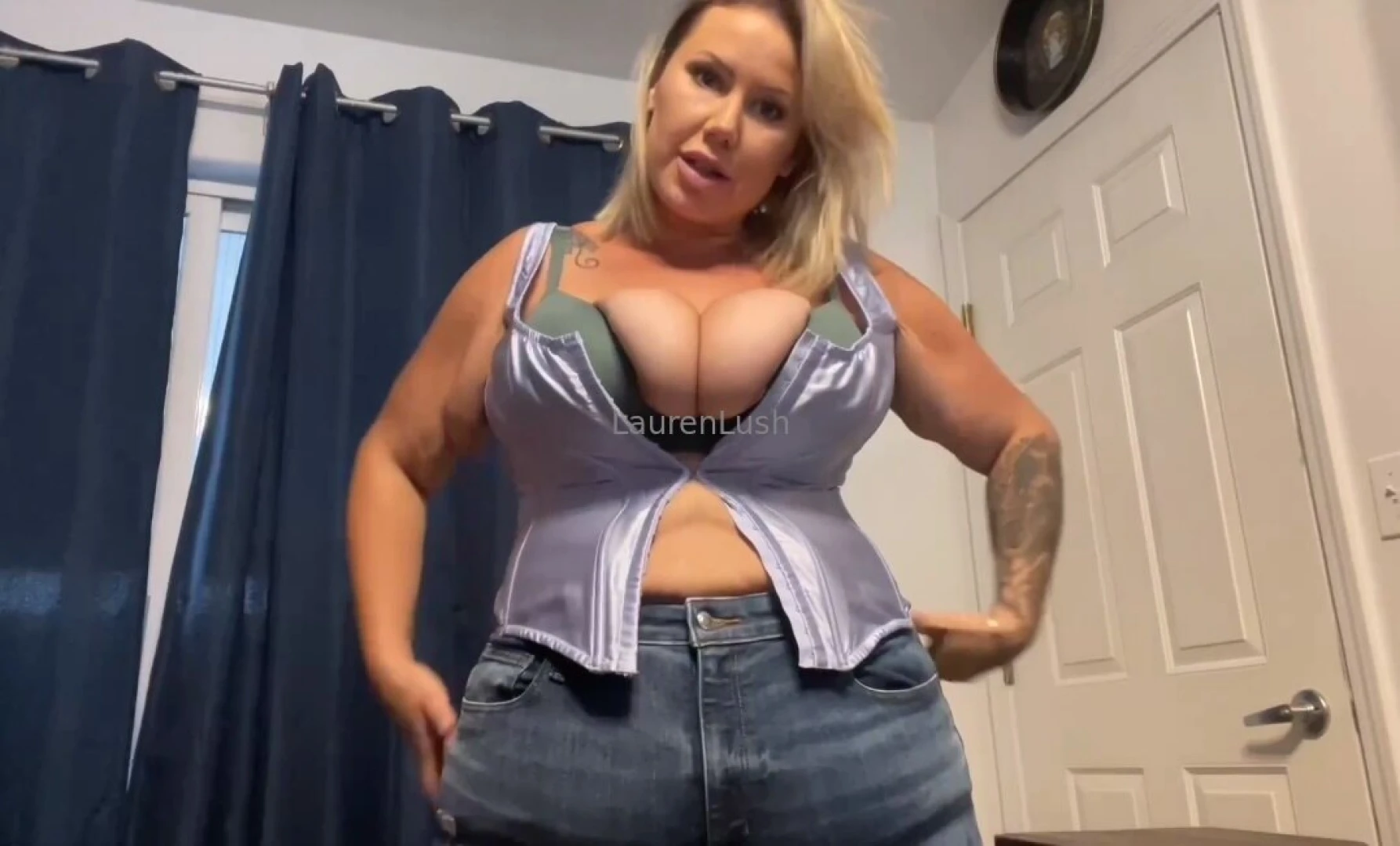 Hooking up with your fat bartender just dropped on curvage but can be part 2 
