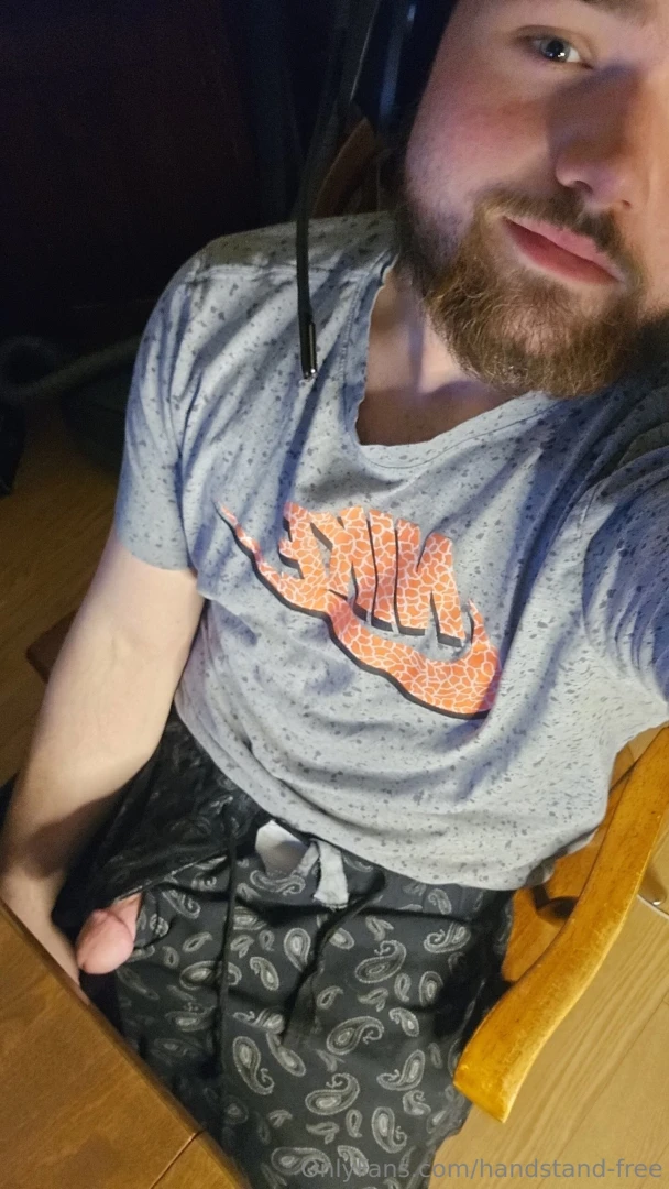 Just peaking out to say hi 