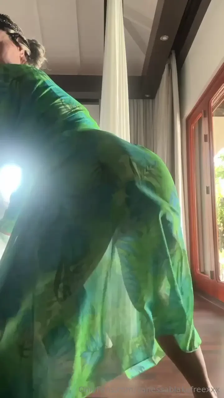 Vacations are for twerking 