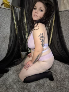 Haven t shared a full photo shoot in a while so here we go i started part 5