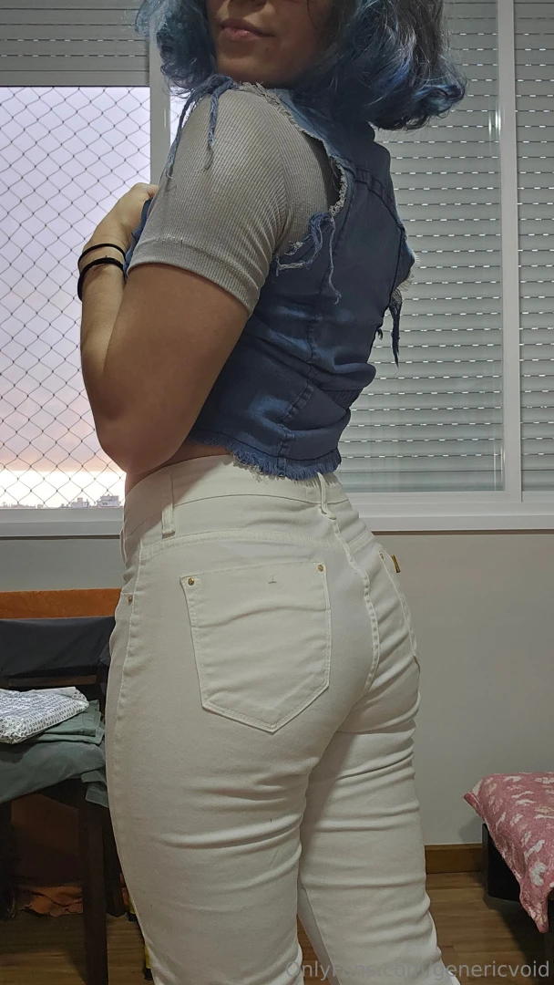 Happy new year to all my good boys and some girls how do you like my 