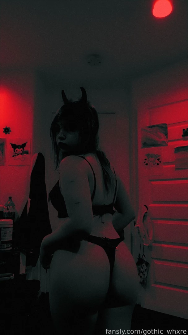 Care for a little devil altgirl devil 