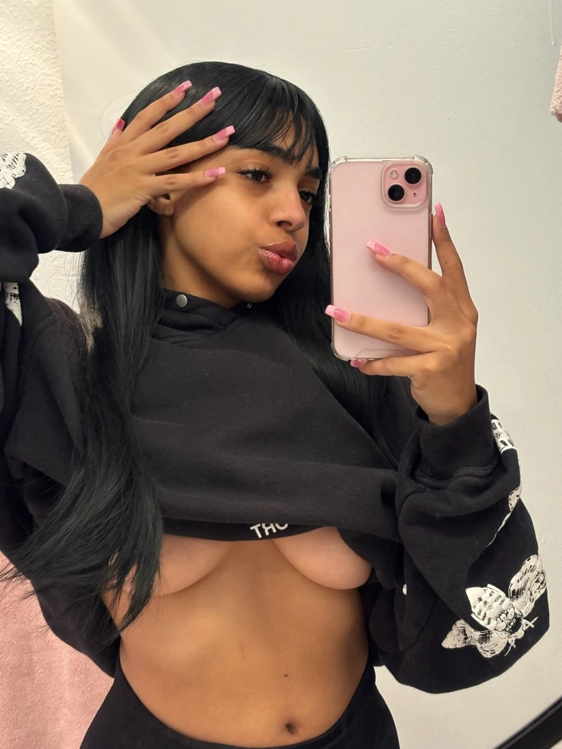 Do you love my new nails 