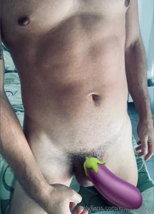 My cock need some busting