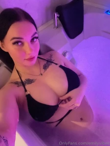 A relaxing jacuzzi always relieves fatigue