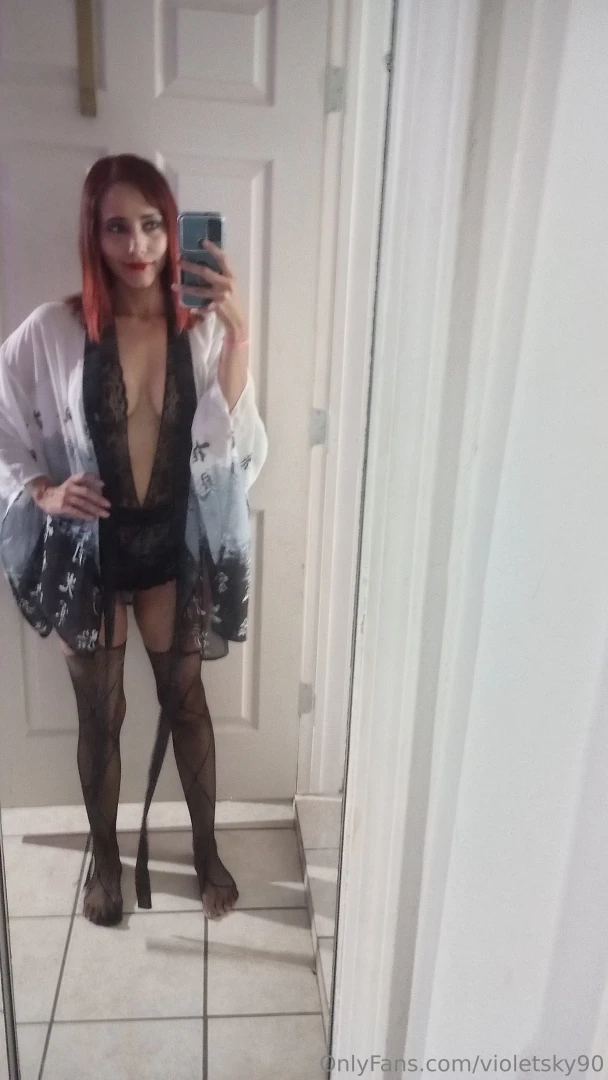 Good morning woke up sexy i also dyed my hair and hopefully i can put part 2 