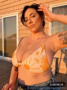 Subscribe to jelenajensen for a summer