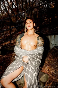 Let this photo be an invitation to my new content in dm it s too hot