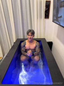 Ice baths to strength my mind and recovery part 1