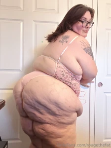 Yay new pictures let me know what you think of this lingerie part 6