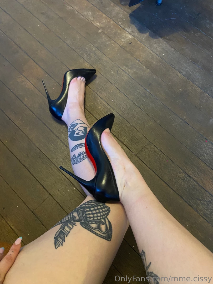 Stilettos ready for worship part 4 