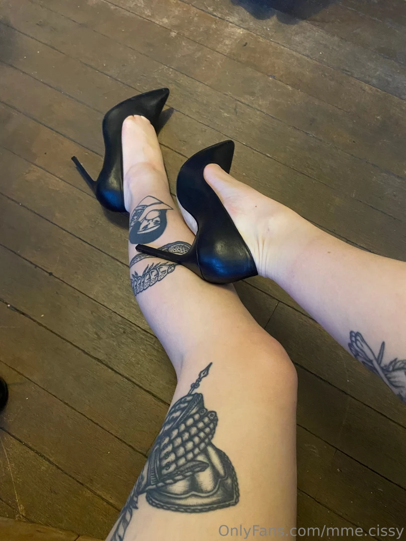 Stilettos ready for worship part 1 