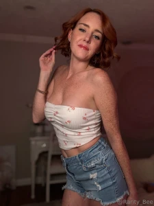 That tummy craves your kisses part 1