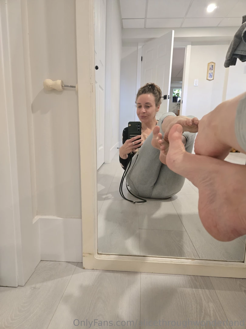 I m starting ovulation if any of you want a buy panties 