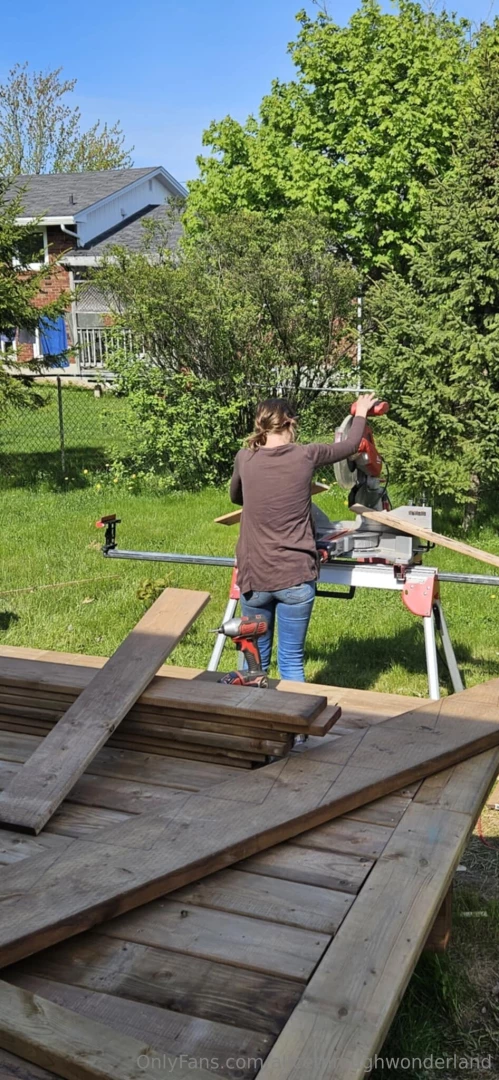 I know how to work hard and play harder part 1 