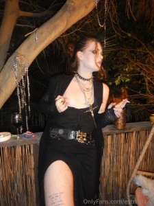 If i flashed you like this while we were out what would you do part 1