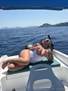 I was so horny at the boat part 1
