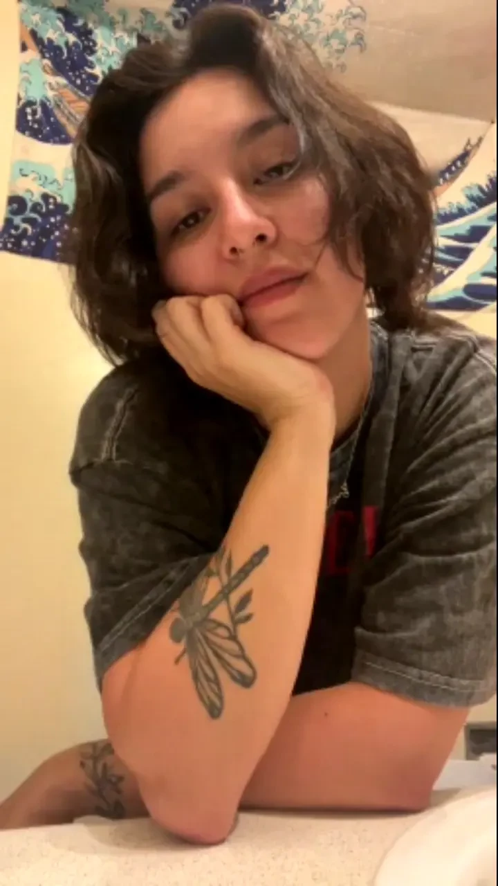 Stream started at 05 06 2025 04 30 am watch me shower 