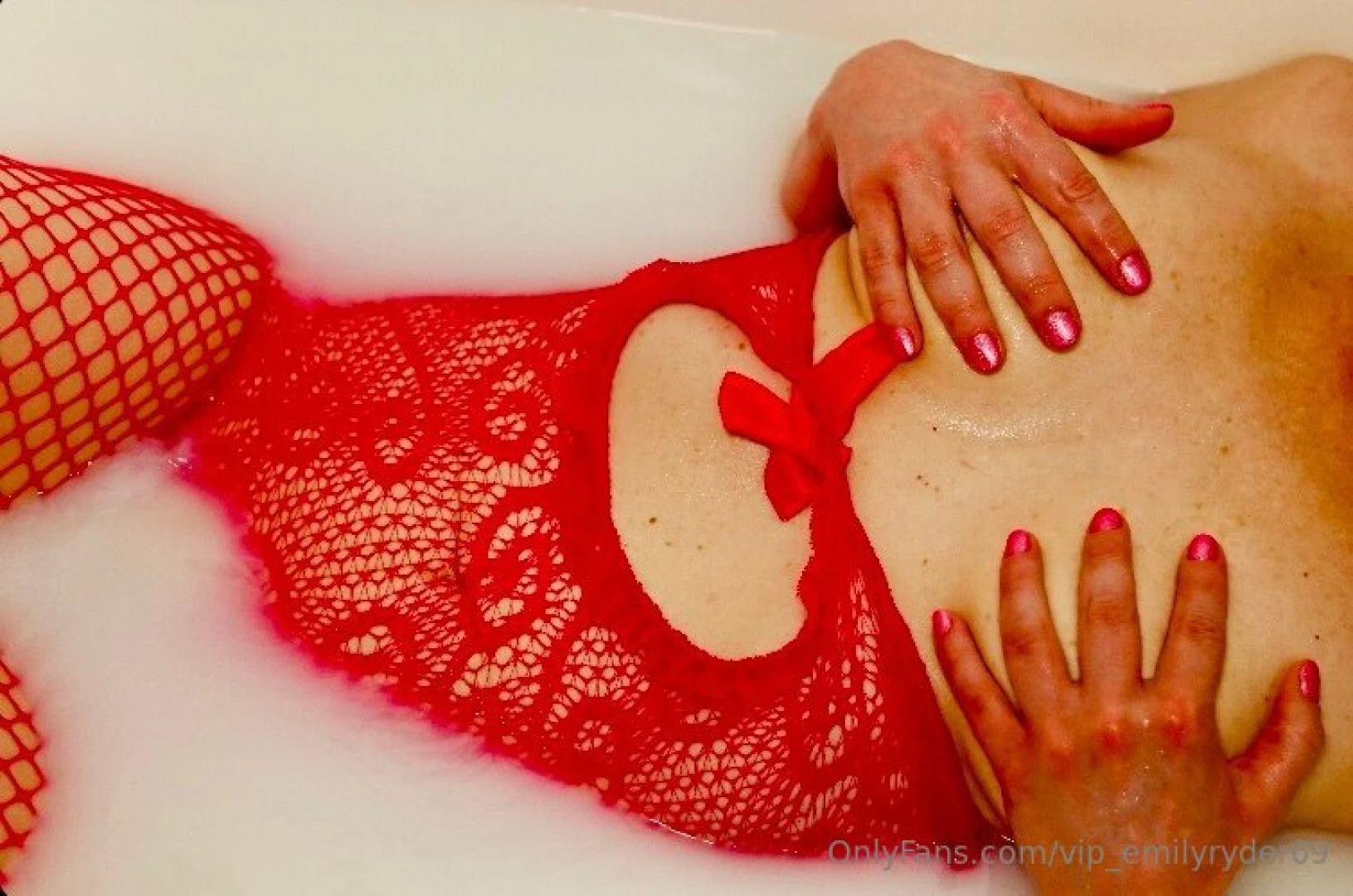 Another milk bath monday 6 pics part 2 