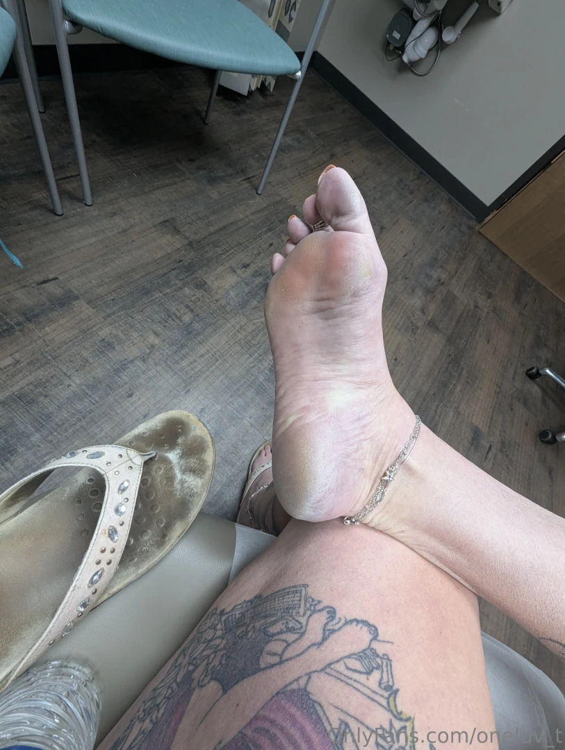 Happy thursday part 806 