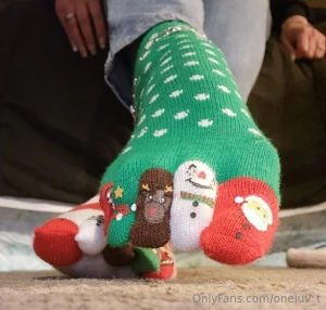 Christmas toes lol part 2