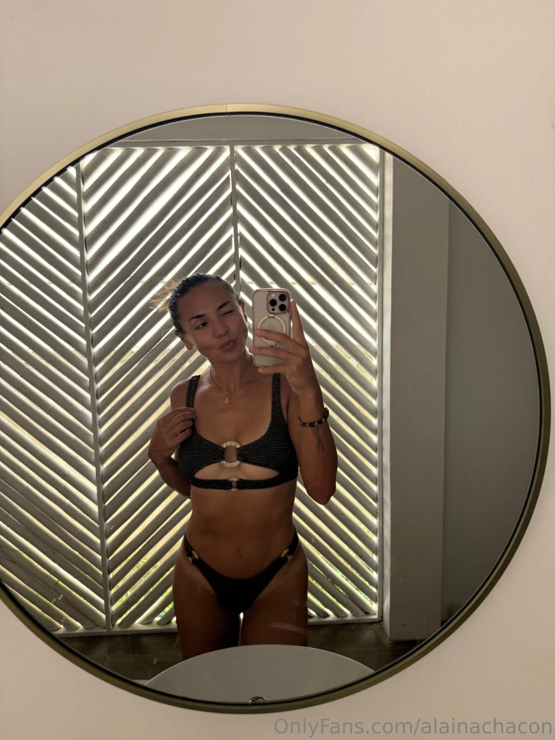 I got the craziest tanlines from this suit 