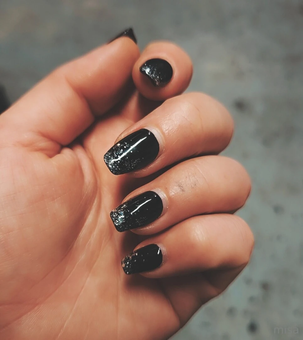 An amazing fan paid for these nails for highly suspect and they turned 