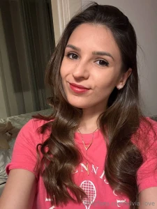 Do i look good in red lipstick what part of makeup do you think a