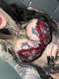 I know you want to cum on them