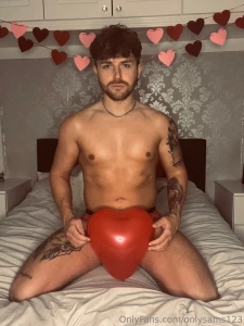Happy valentines dayyyy you naughty people