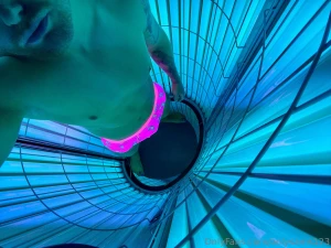 Topping up the tan lines