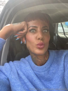 Omg why am i so today anyone wanna dm me their x