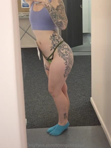 This gym mirror got me like