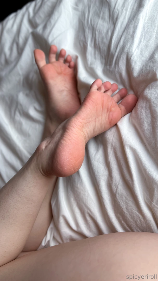 My feet are silky smooth and soft just like my sheets uwu part 5 