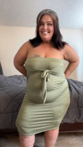 Next show for sale is me stripping out and talking nasty and squirting part 1